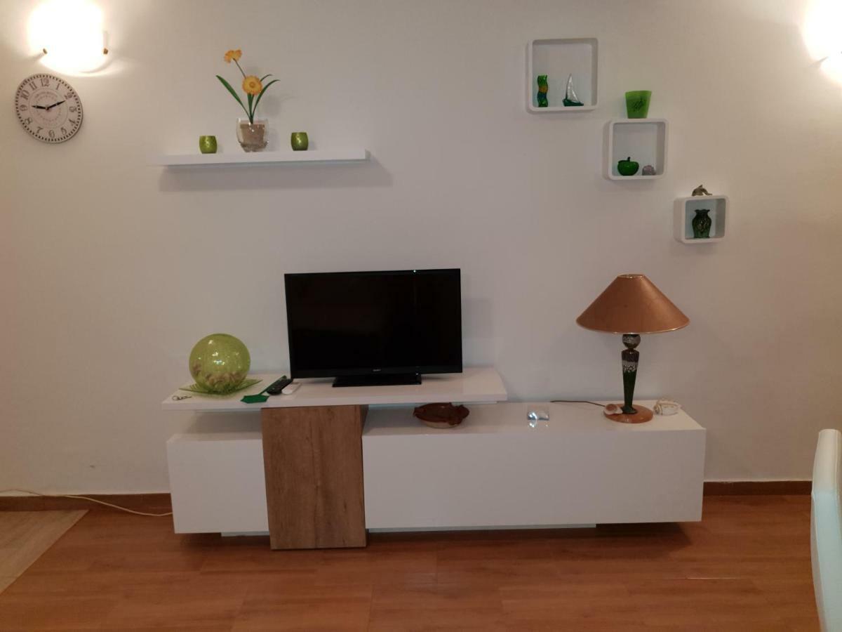 Apartment Lju On The Beach スプリト エクステリア 写真